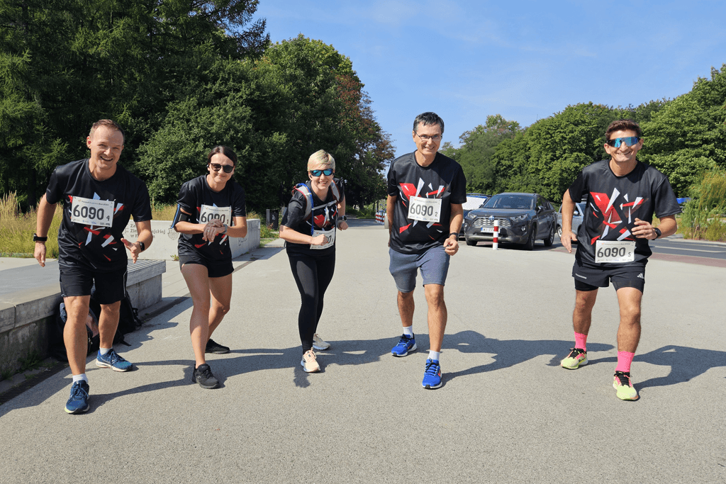 Xfive team at the Poland business run start.